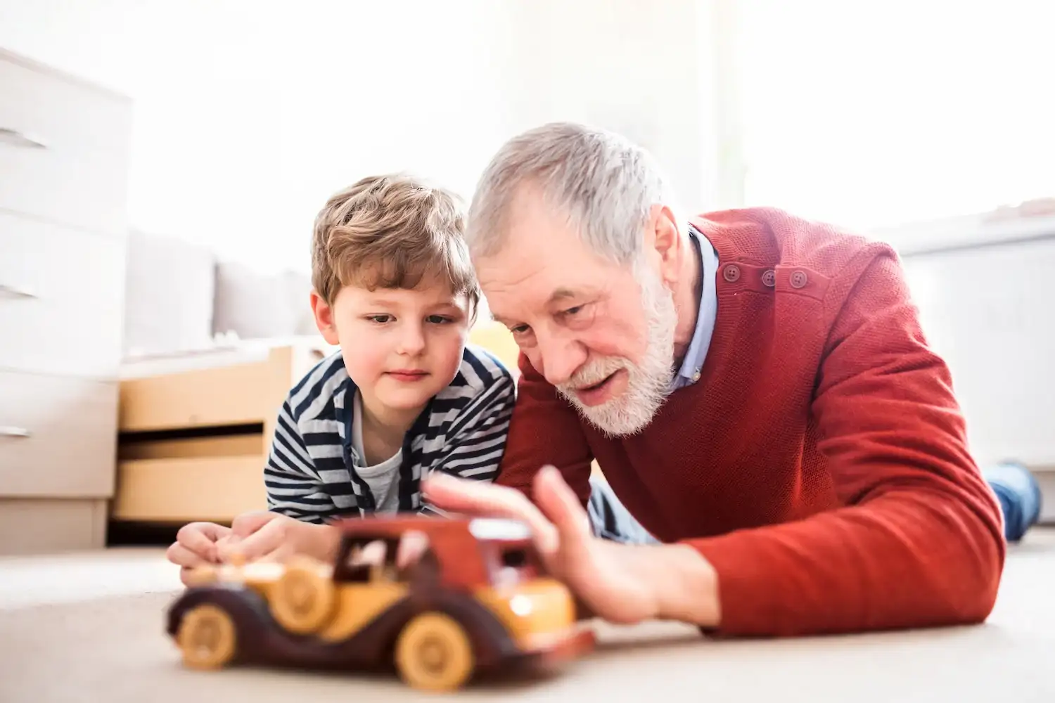 iStock-942546582 Family Playing